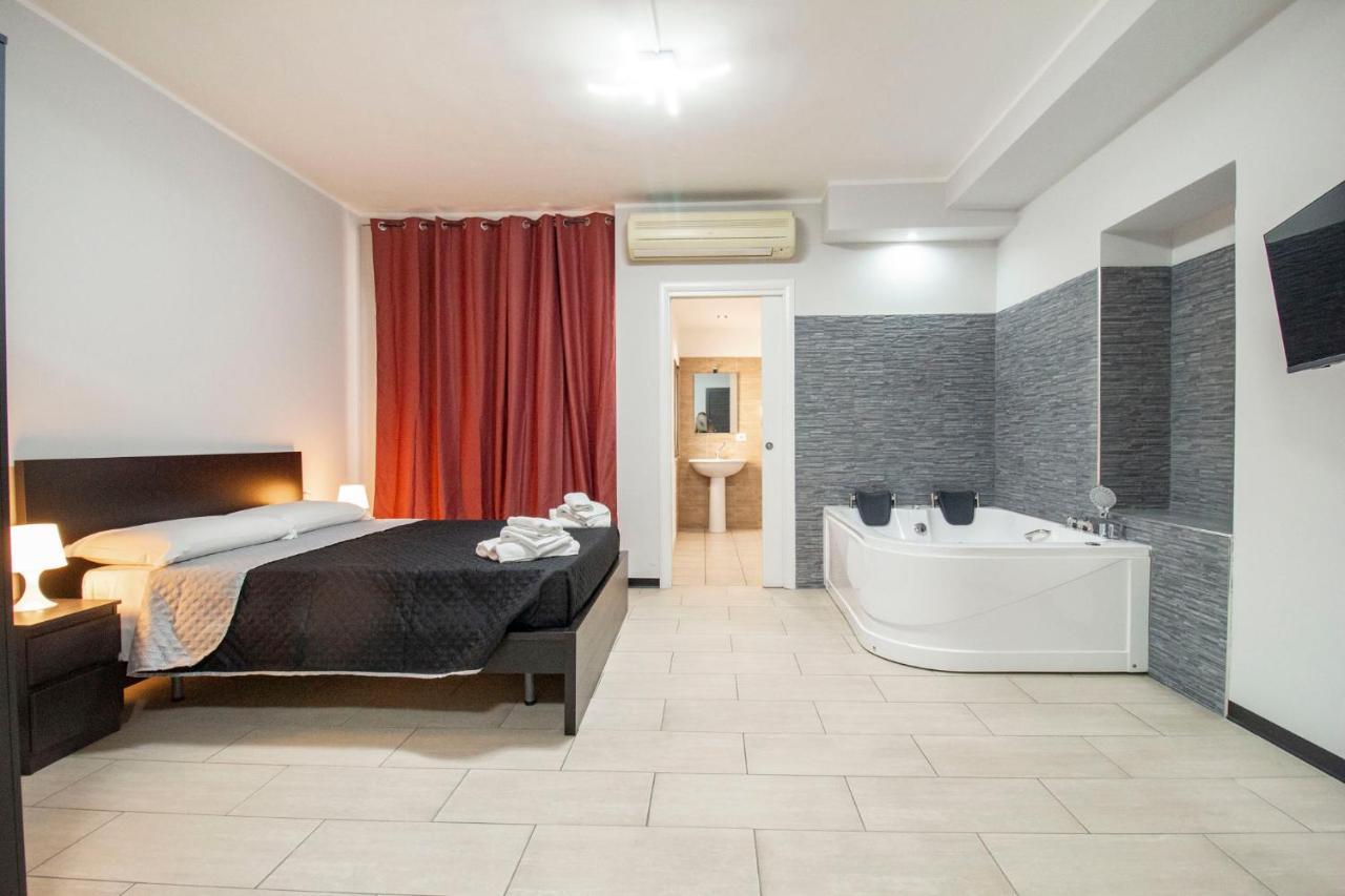 Royal Playa Suite And Apartament -Private Parking- Self Chek Out CTA Exterior foto